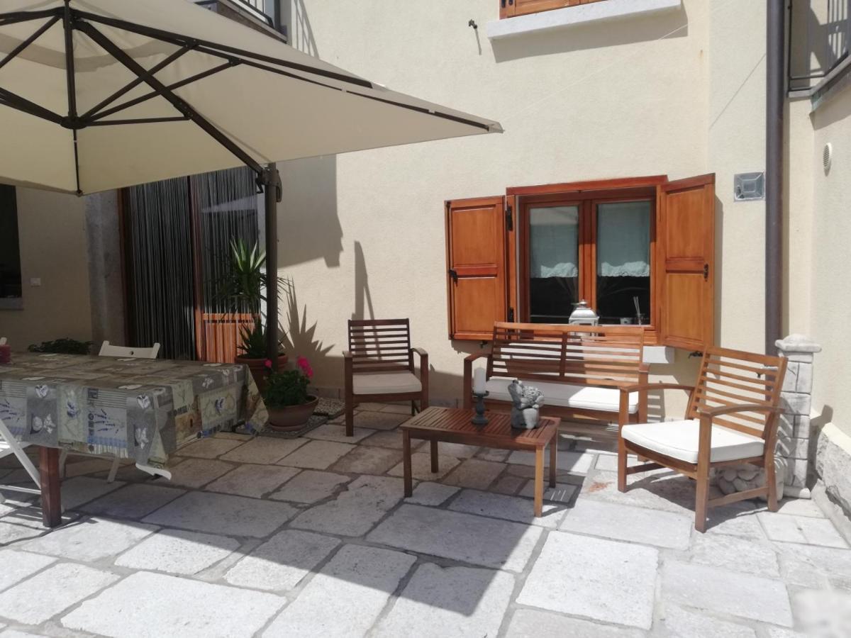 Borgo Grotta Gigante Bed & Breakfast Barbara المظهر الخارجي الصورة
