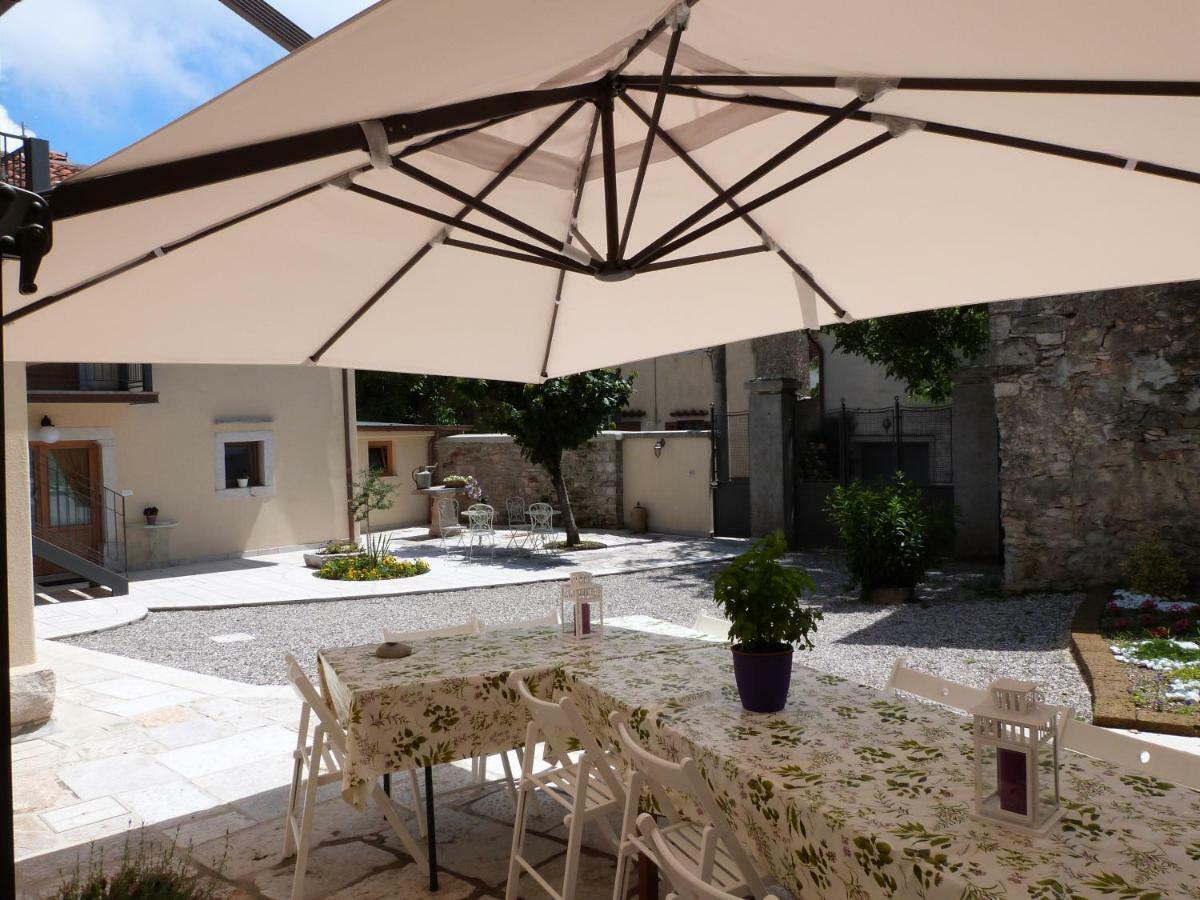 Borgo Grotta Gigante Bed & Breakfast Barbara المظهر الخارجي الصورة