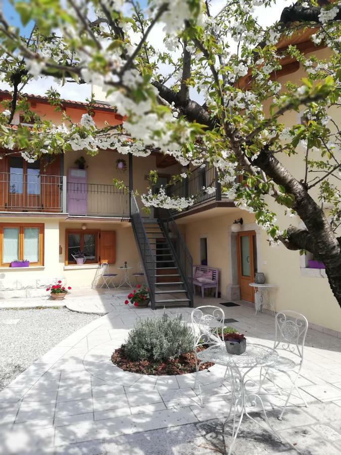 Borgo Grotta Gigante Bed & Breakfast Barbara المظهر الخارجي الصورة